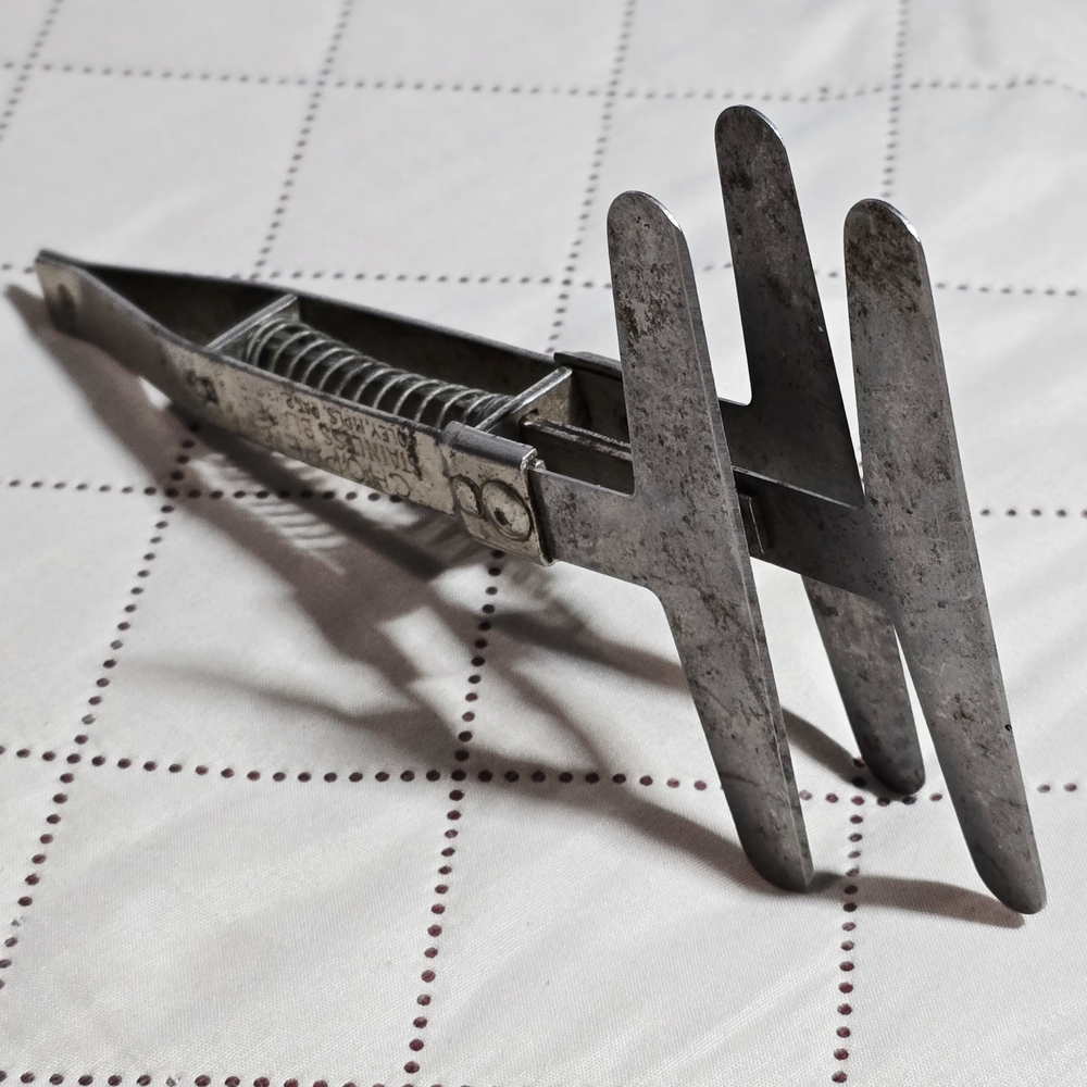 Antique 1908 Foley Food Chopper Spring Loaded Primitive Kitchen Tool USA